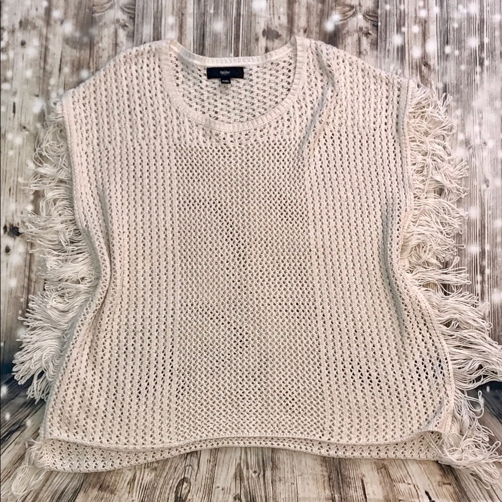 5/$25Mossimo Cream sweater with fringe size XXL